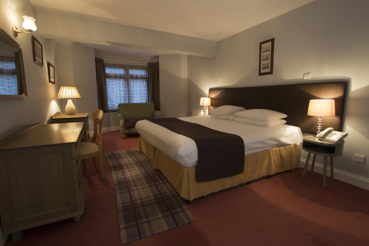 Ghyll Manor Country Hotel Horsham Exteriér fotografie