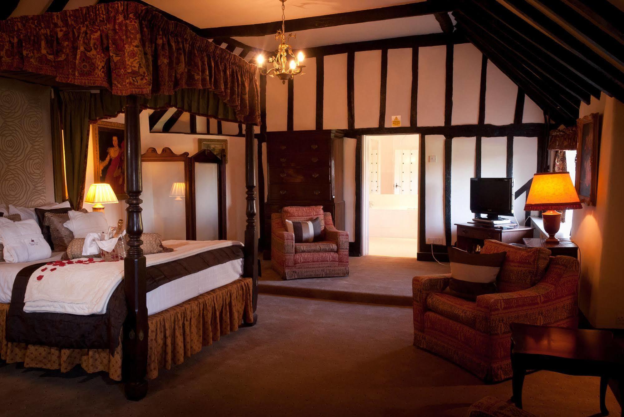 Ghyll Manor Country Hotel Horsham Exteriér fotografie