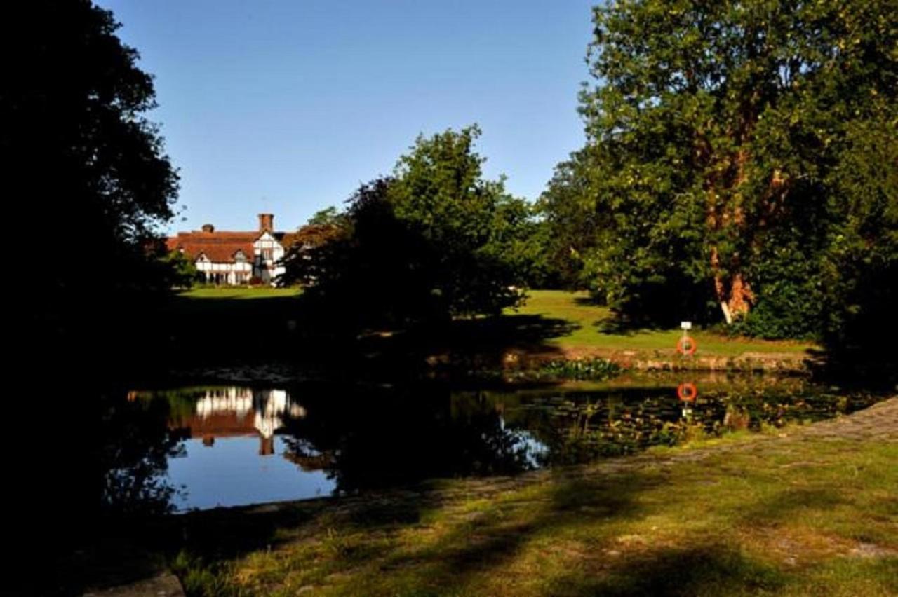 Ghyll Manor Country Hotel Horsham Exteriér fotografie